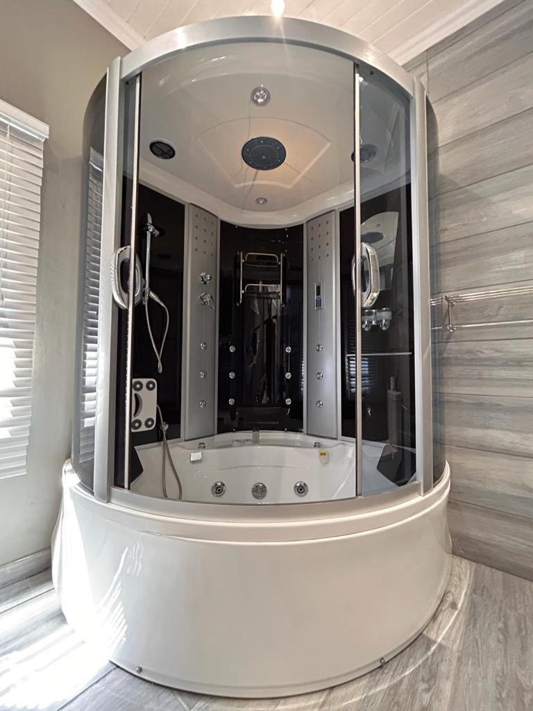 אפינגטון Moonriver Guesthouse מראה חיצוני תמונה