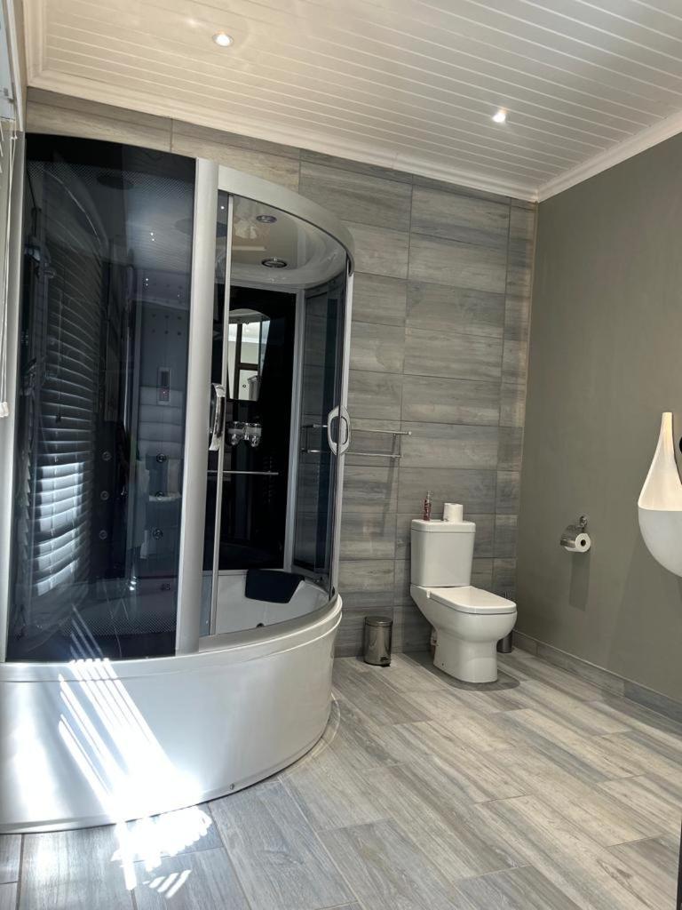אפינגטון Moonriver Guesthouse מראה חיצוני תמונה