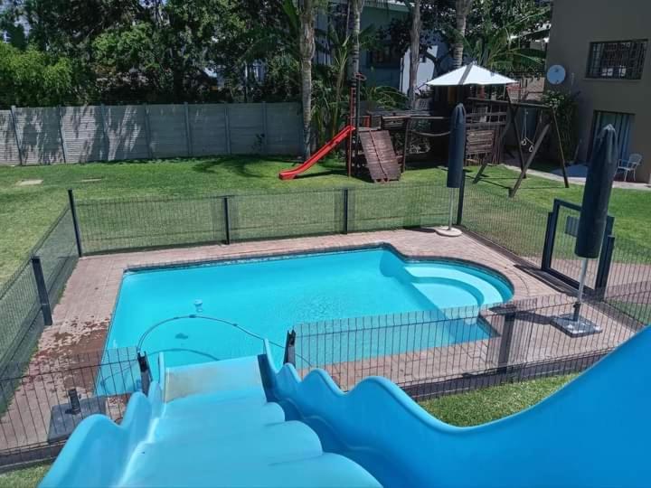 אפינגטון Moonriver Guesthouse מראה חיצוני תמונה